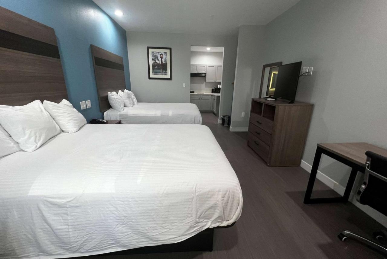 Baymont By Wyndham Freeport Texas Hotell Eksteriør bilde