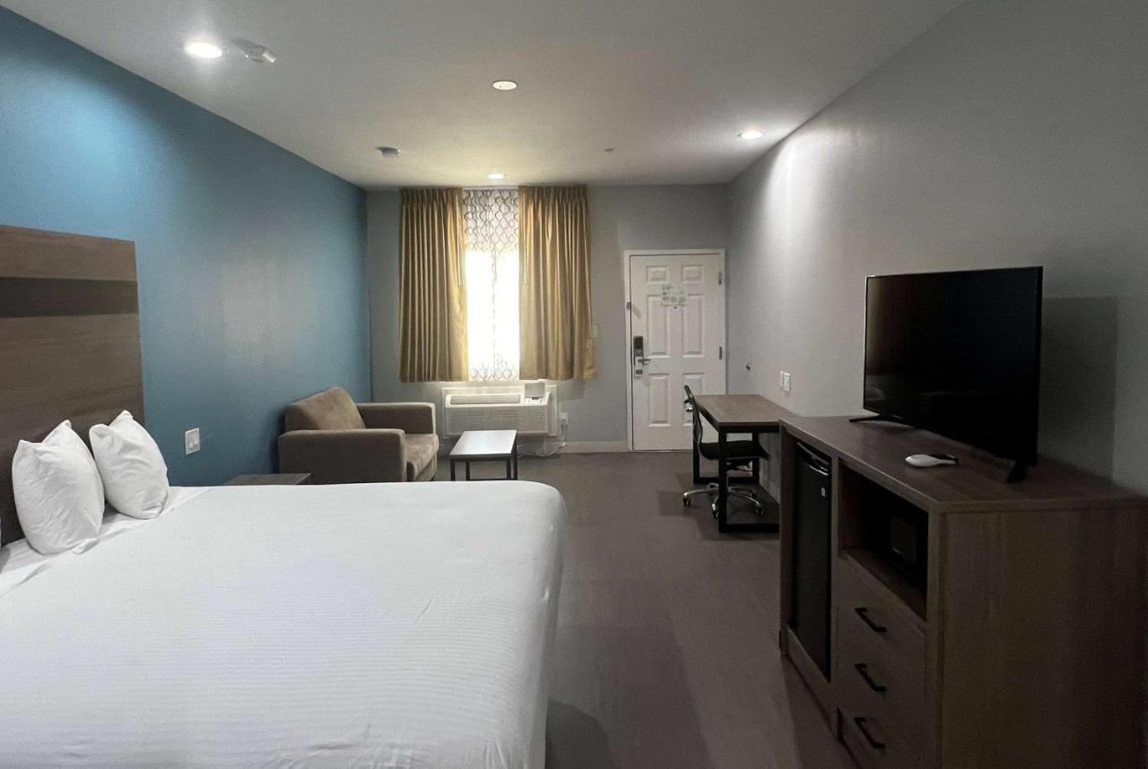 Baymont By Wyndham Freeport Texas Hotell Eksteriør bilde