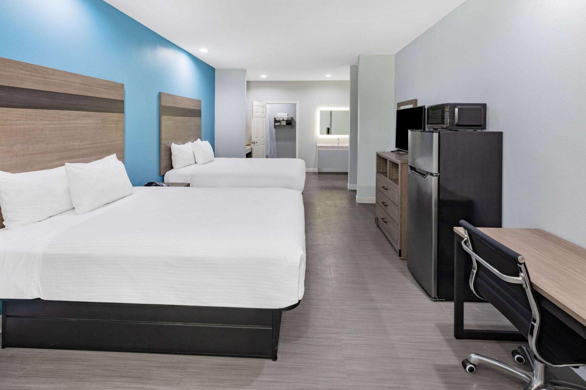 Baymont By Wyndham Freeport Texas Hotell Eksteriør bilde