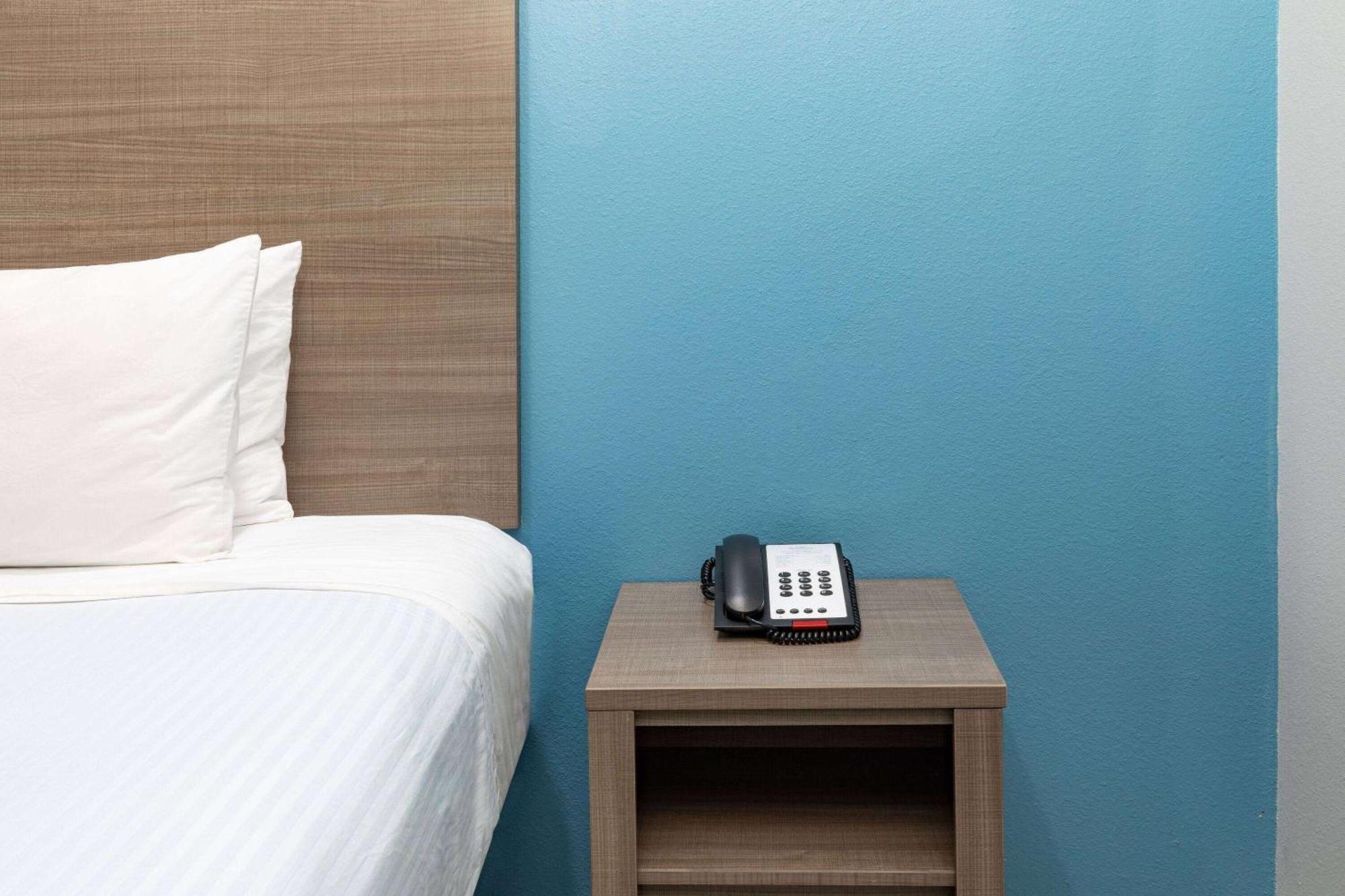 Baymont By Wyndham Freeport Texas Hotell Eksteriør bilde