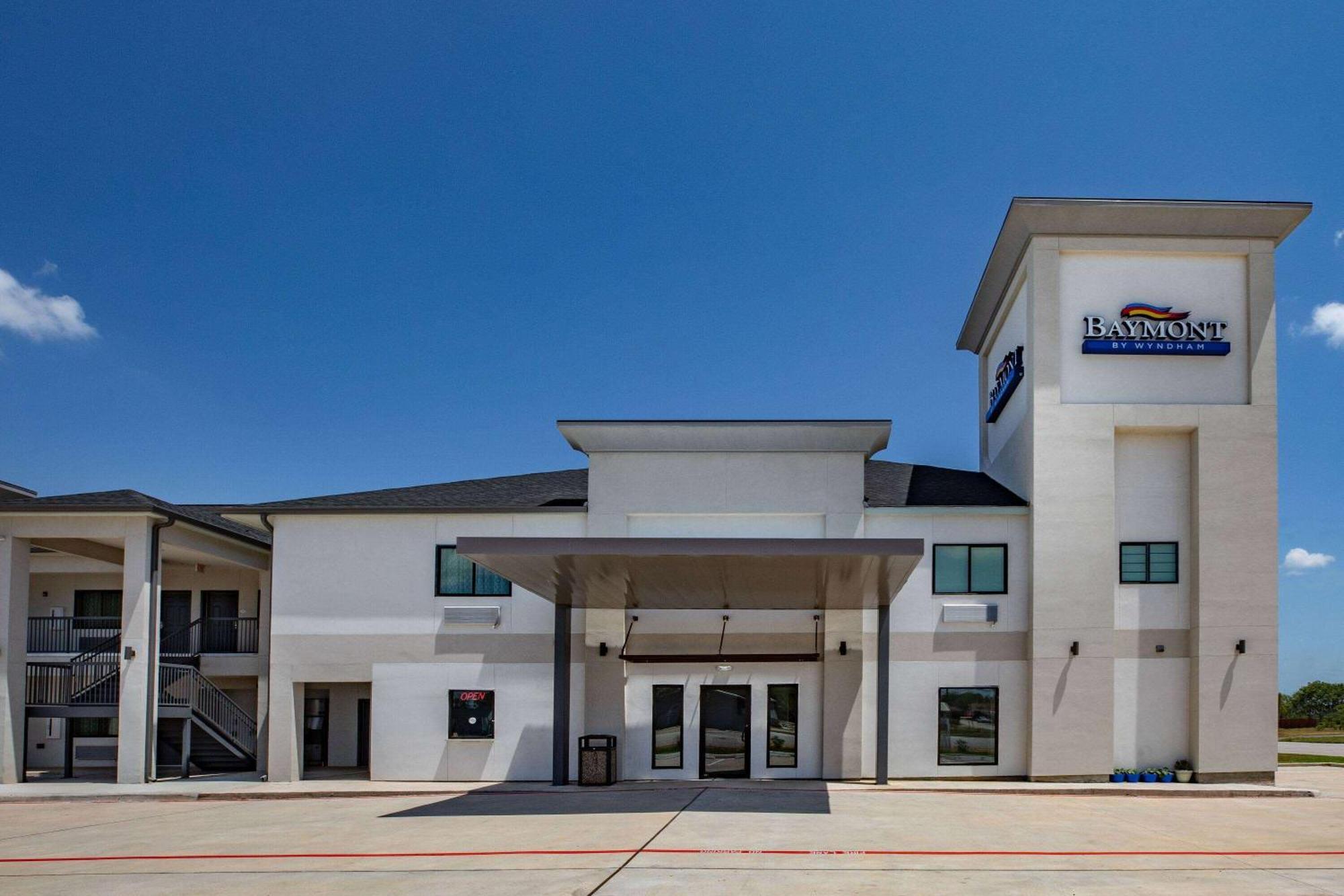 Baymont By Wyndham Freeport Texas Hotell Eksteriør bilde